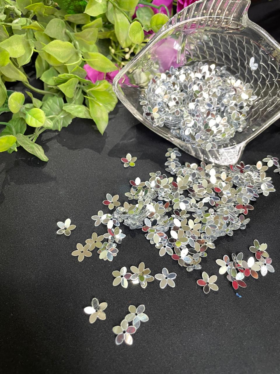 Embellishments Flower Sequins