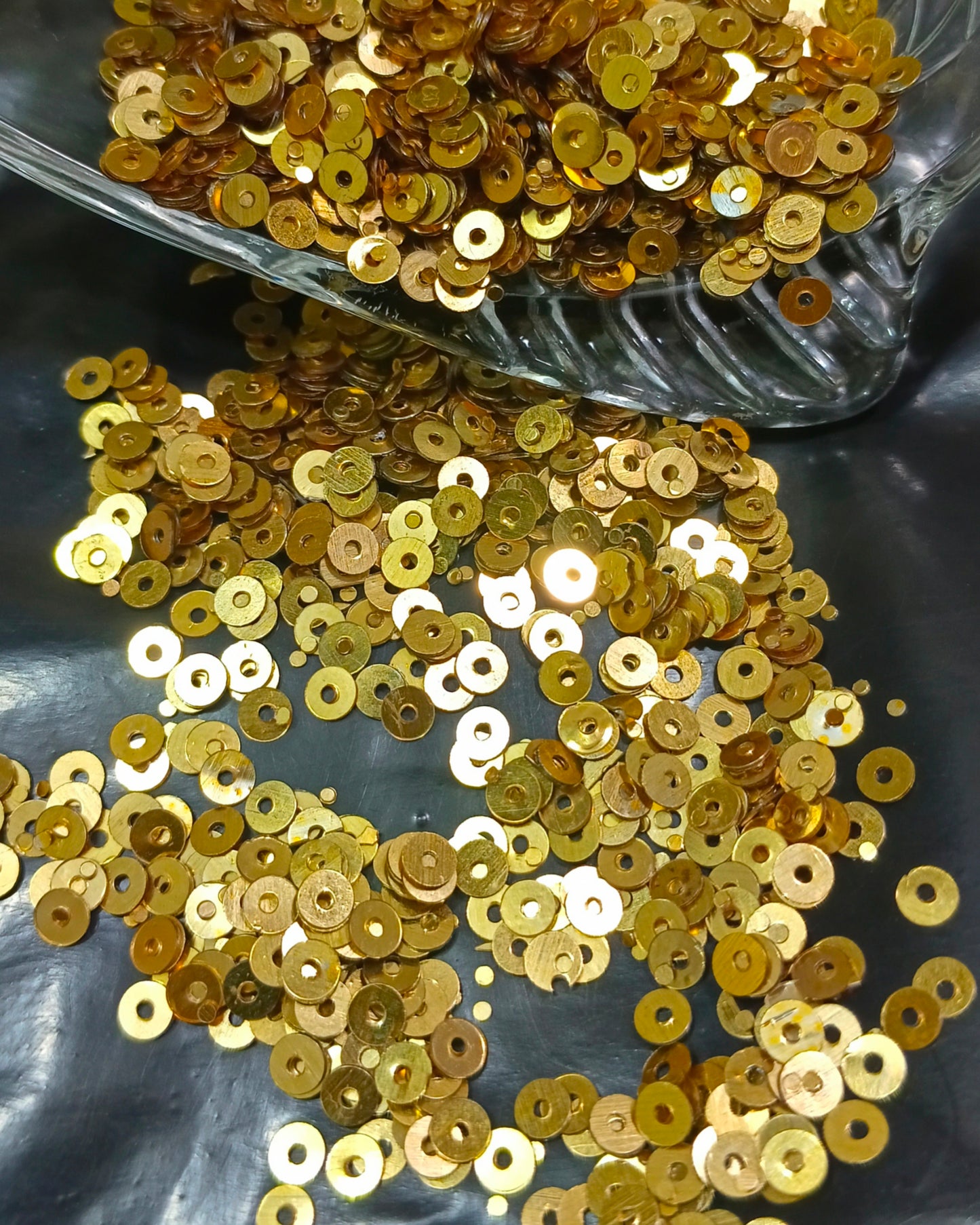Embellishments Sequins Flat ( Sitaarey ) 4mm