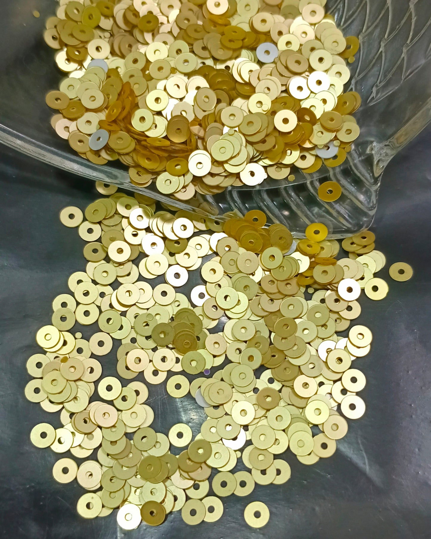Embellishments Sequins Flat ( Sitaarey ) 4mm